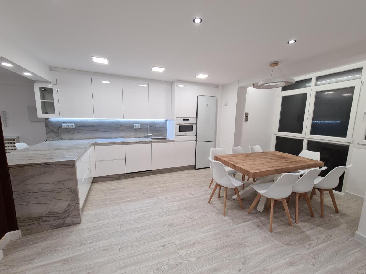 104A Apartamento Para 8 Personas Gijón Exteriör bild
